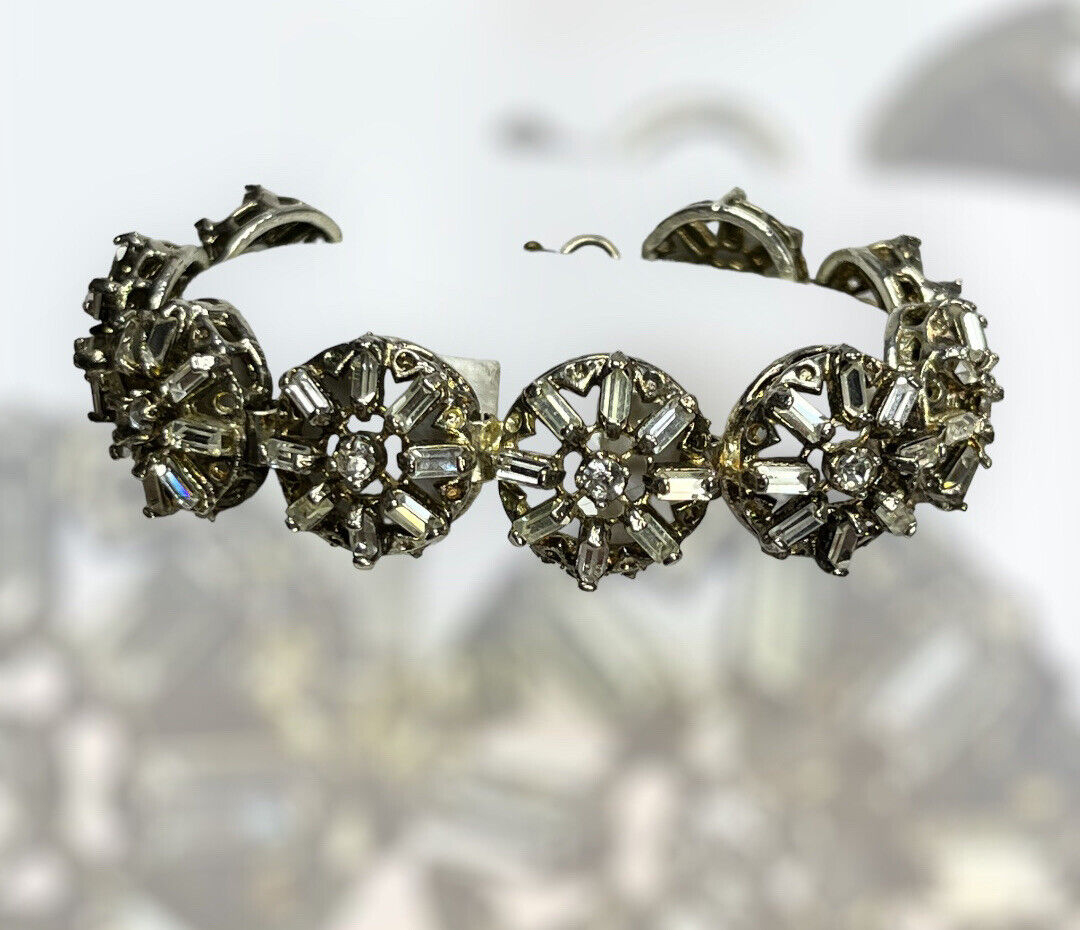 Vintage Baguette Diamanté Flower Link Bracelet