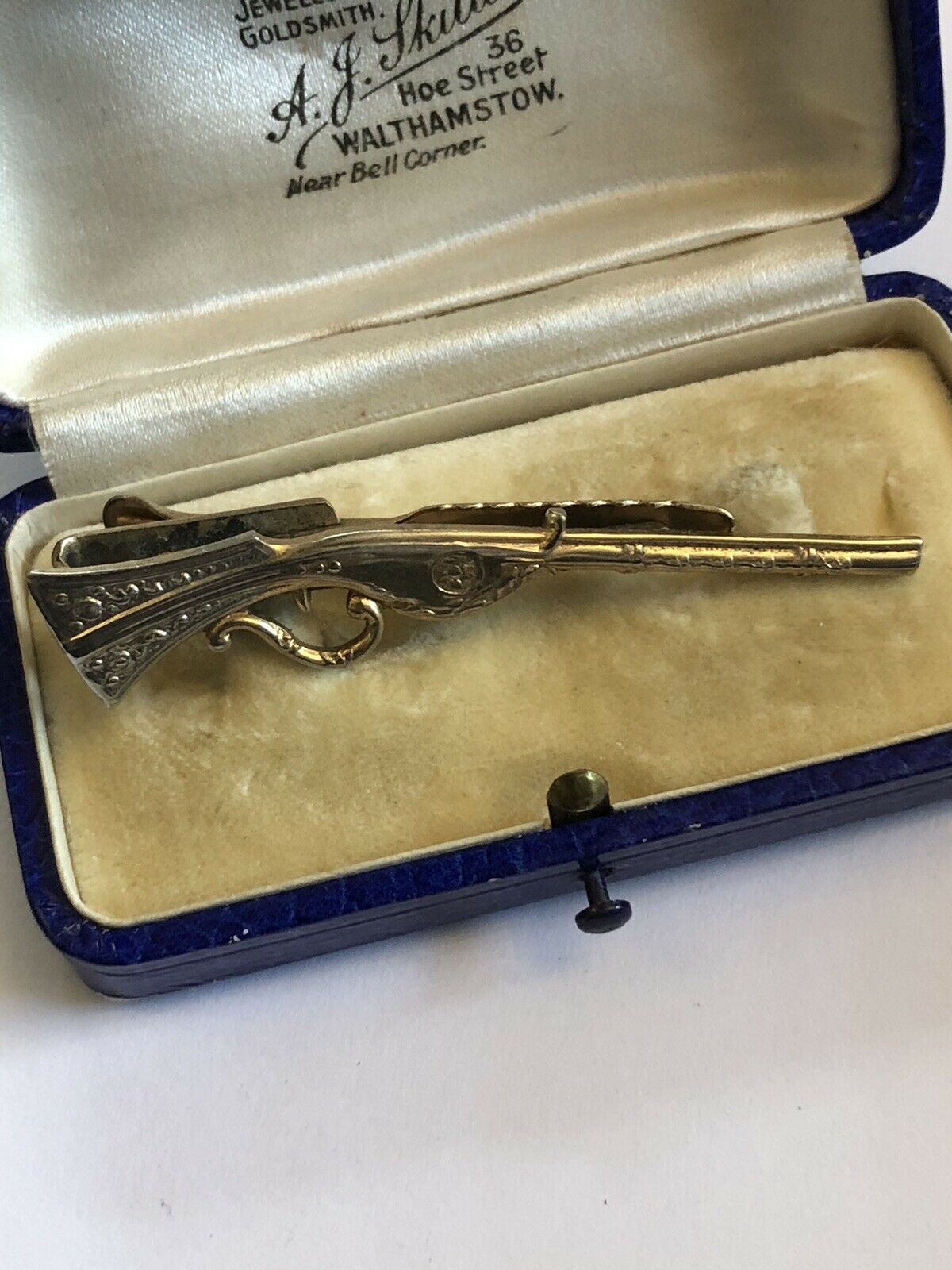Vintage Novelty Rifle Silver Tone Tie Clip