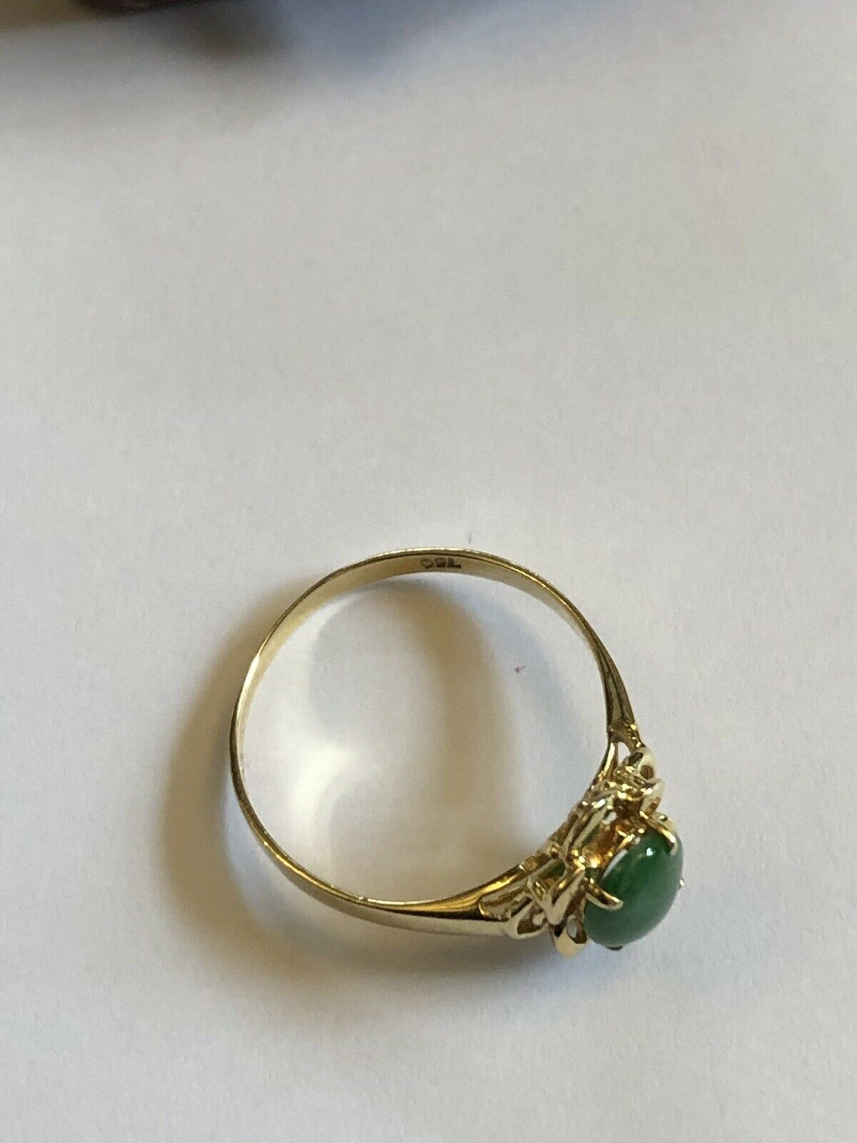 Vintage 18ct Gold Chrysoprase Ring Size L