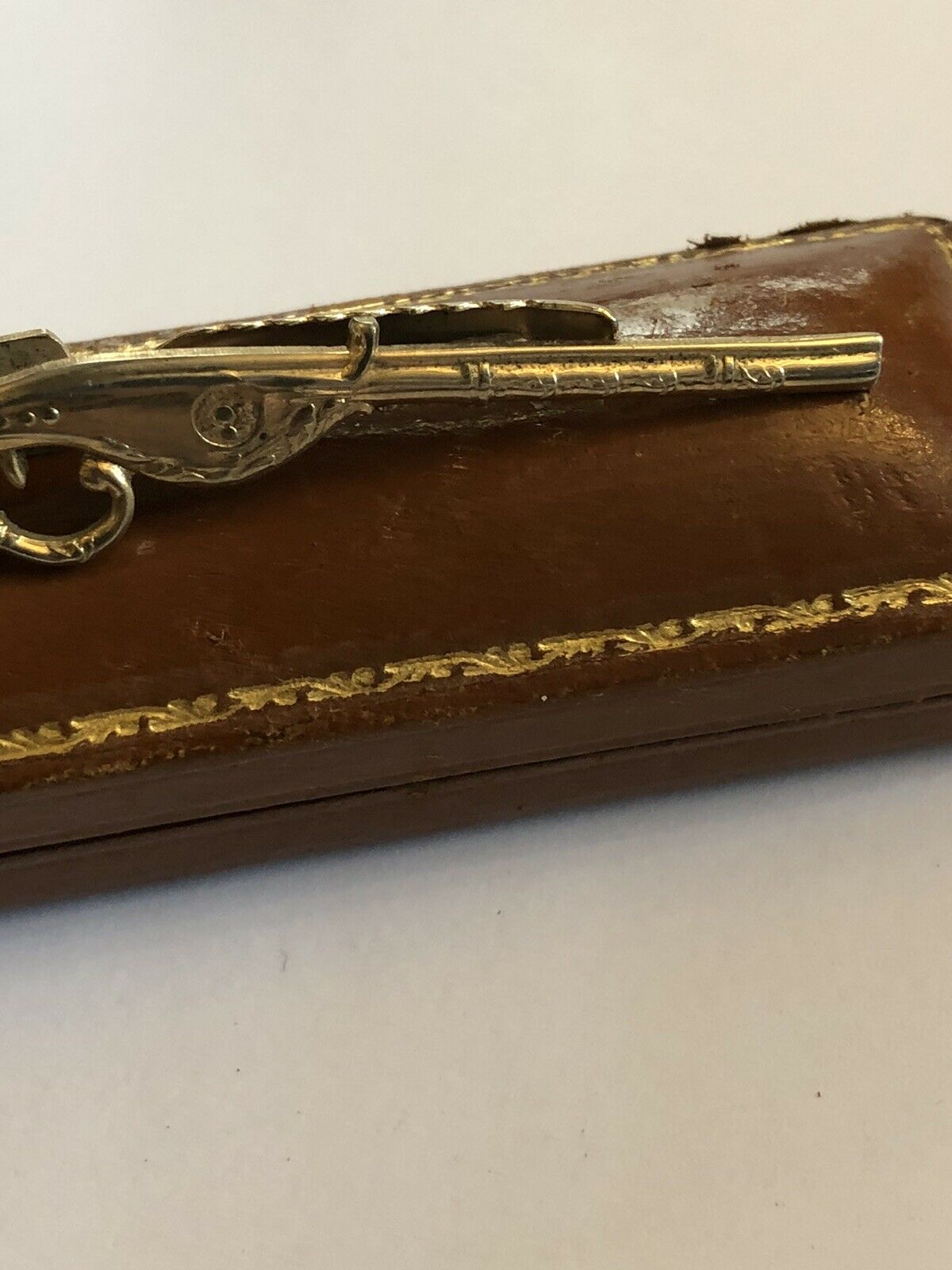 Vintage Novelty Rifle Silver Tone Tie Clip