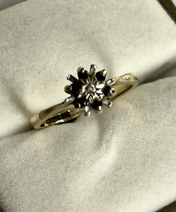 Vintage 9ct Gold Diamond Sapphire Snowflake Ring Size K