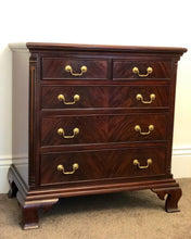 Small Mahogany Bachelors Chest Of Drawers