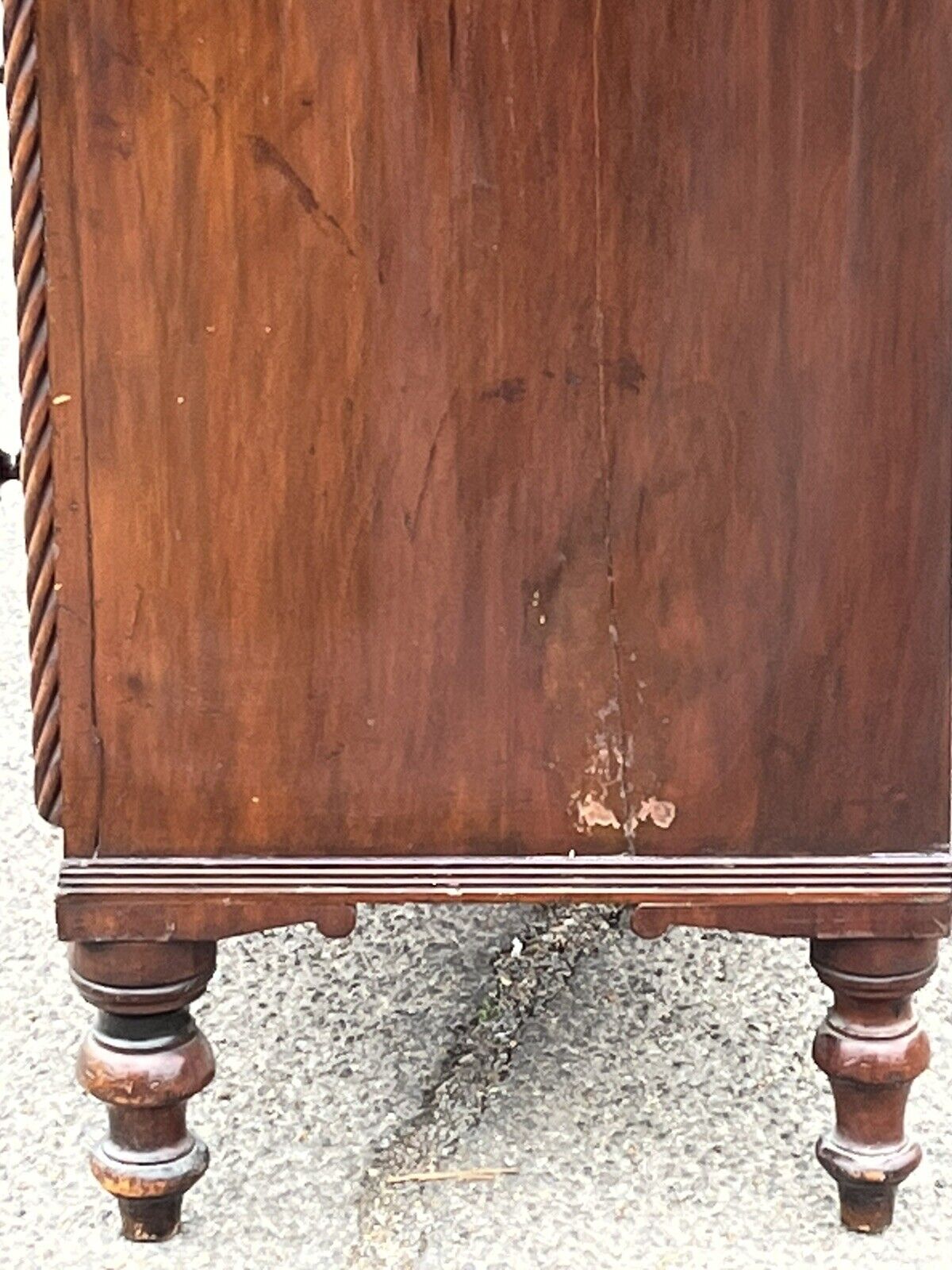 Georgian Mahogany Bow Front Chest Of Drawers.