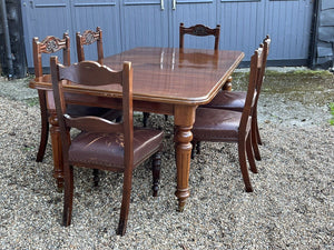 Mahogany Extending Dining Table & 6 Chairs. With 2 Leaves.