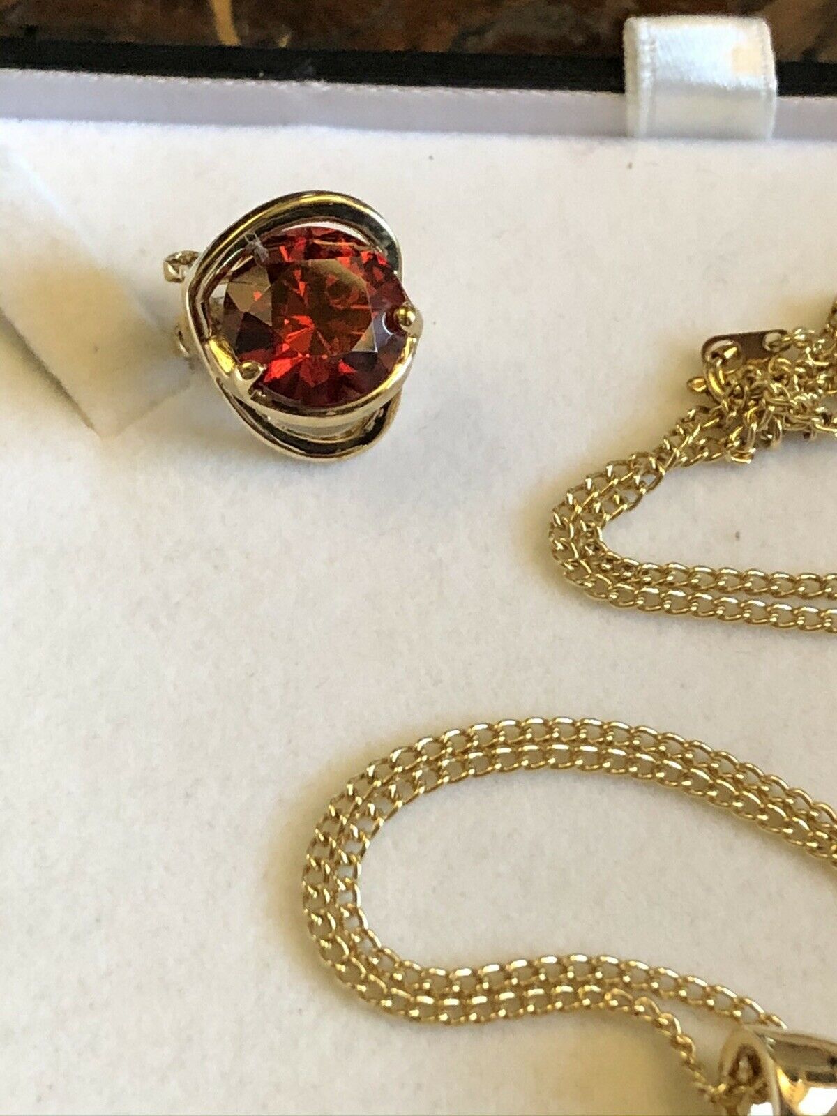 Vintage Hearts Gold Plated Red Stone Necklace And Earring Set