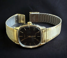Vintage Mens Wristwatch, Water Resistant, Manual Wind.