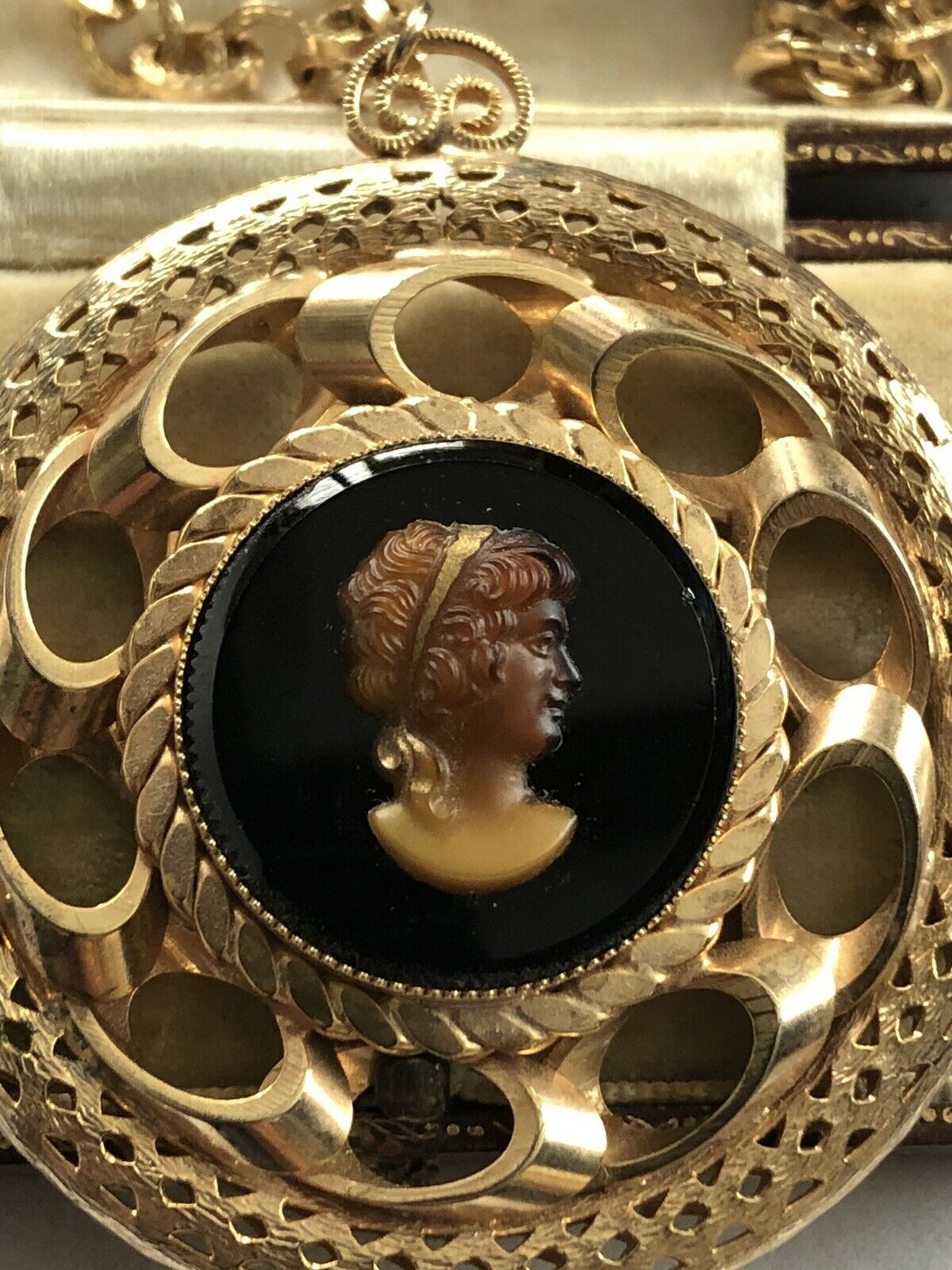 Vintage Cameo Glass Gold Tone Statement Long Length Necklace