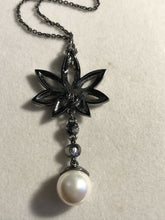 Vintage 1980s Gun Metal Swarovski Crystal Faux Pearl Necklace