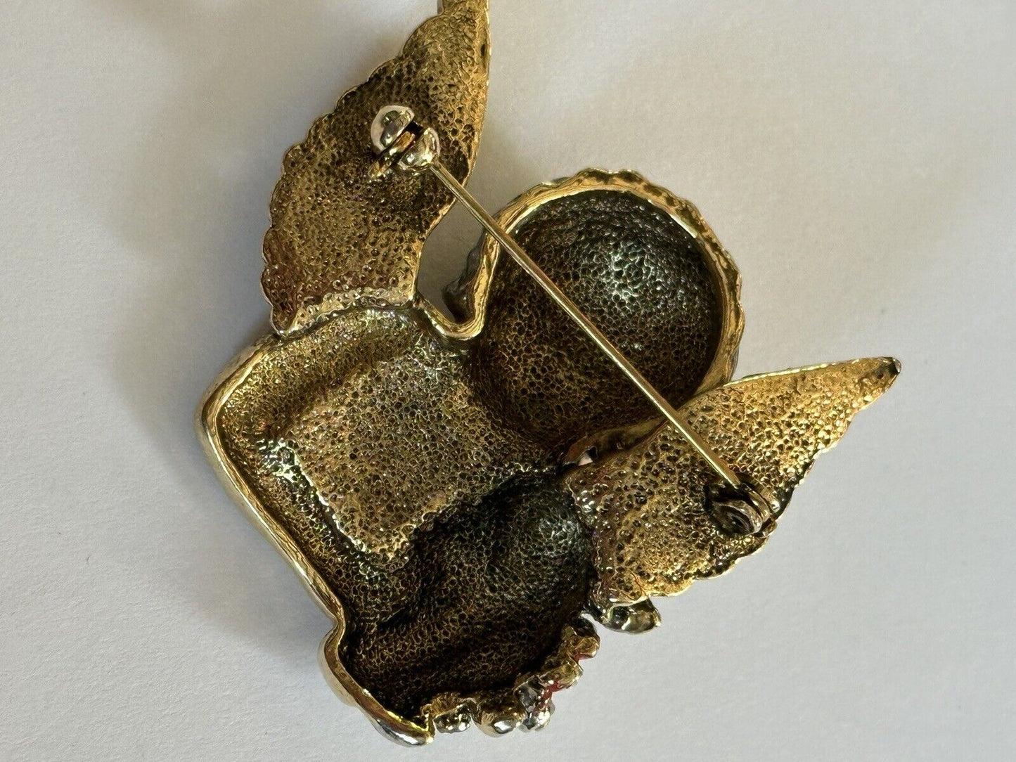 Vintage Gold Plated Enamel Cherub Flowers Brooch