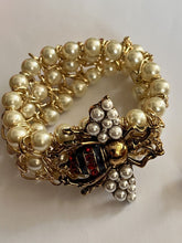 Vintage Faux Pearl Enamel Bee Set Bracelet Brooch Drop Earrings