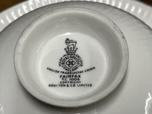 Royal Doulton Fairfax, 5 Soup Bowls With 5 Plates. Post World wide