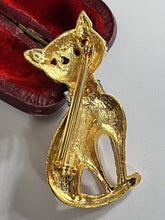 Vintage Gold Tone Cat Diamanté Brooch