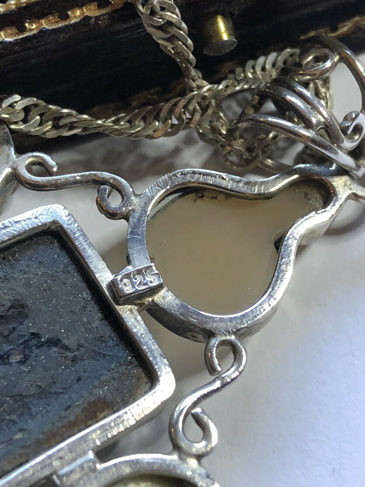Vintage Silver 925 Natural Stone Shell Snake Flower Necklace