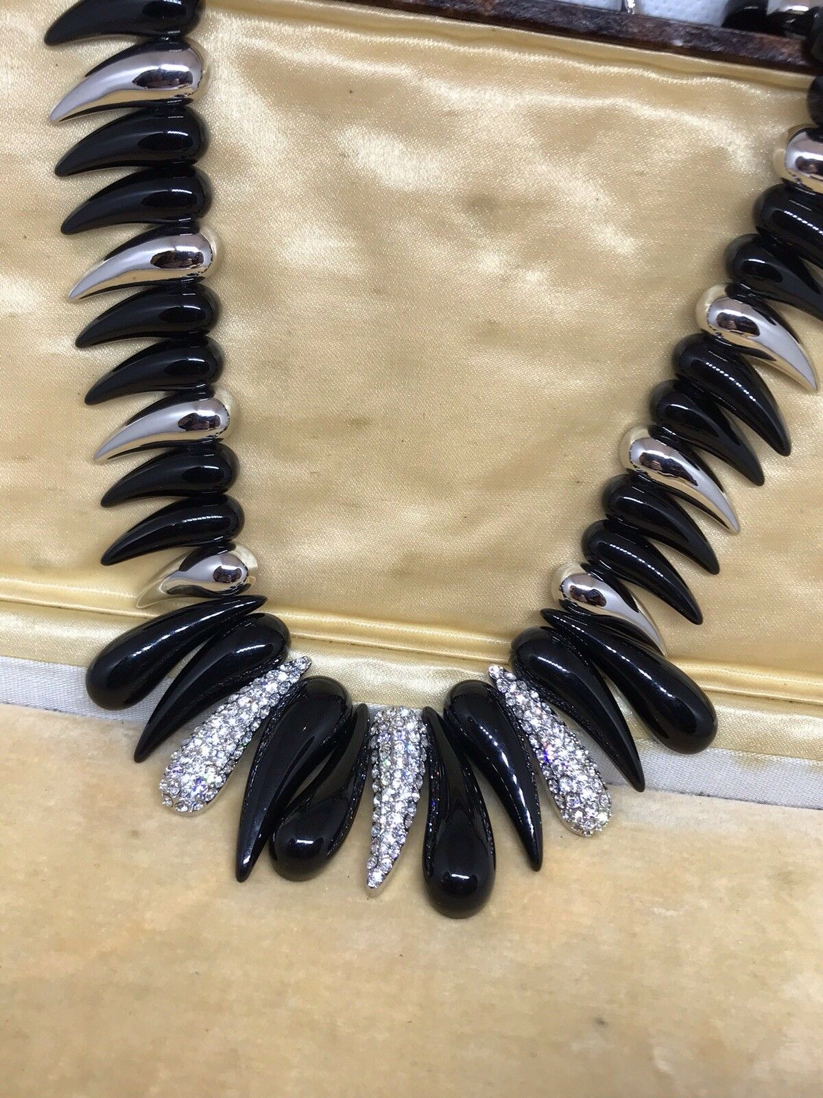 Vintage Black Silver Metal Diamanté Necklace