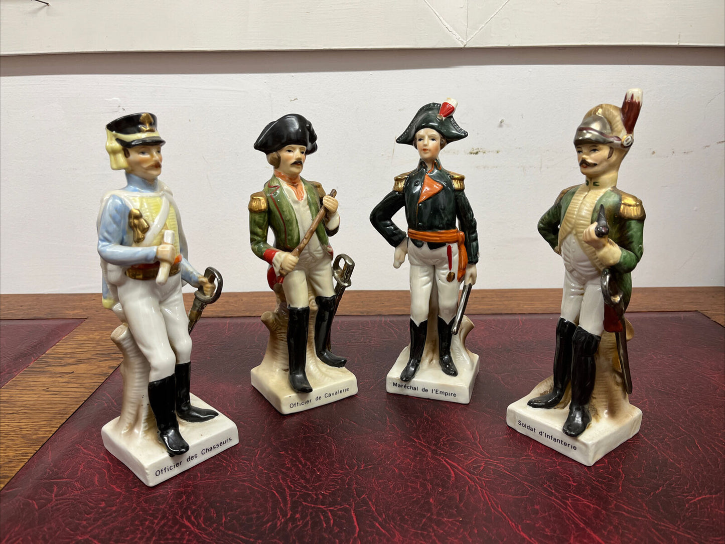 Set Of 4 French Soldiers. We Ship Worldwide.