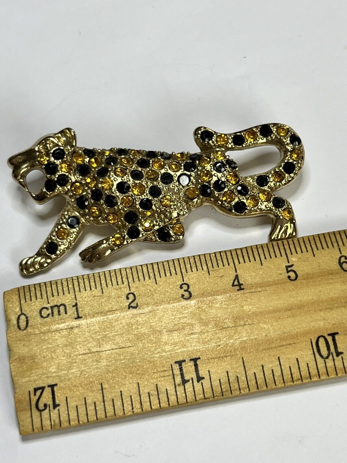 Vintage Gold Tone Leopard Diamanté Brooch