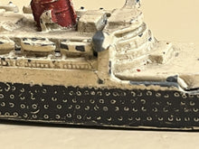 Dinky Toys Queen Mary