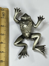 Vintage Silver Tone Frog Brooch