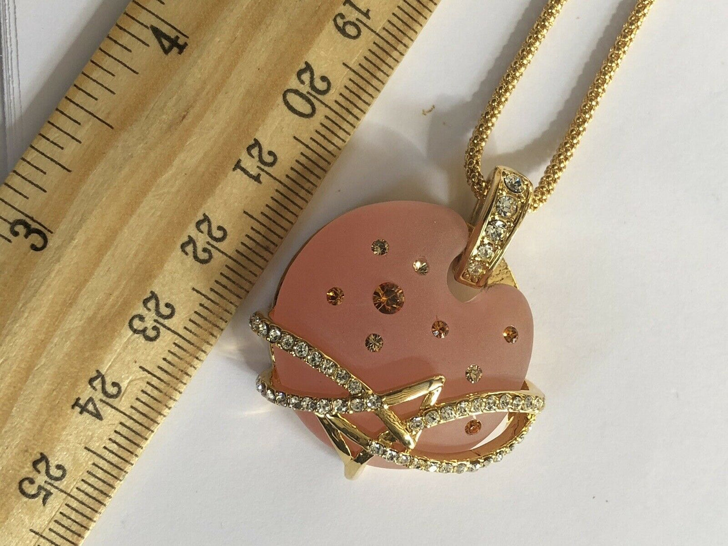 Vintage 1980s Gold Tone Peach Diamanté Pendant Necklace