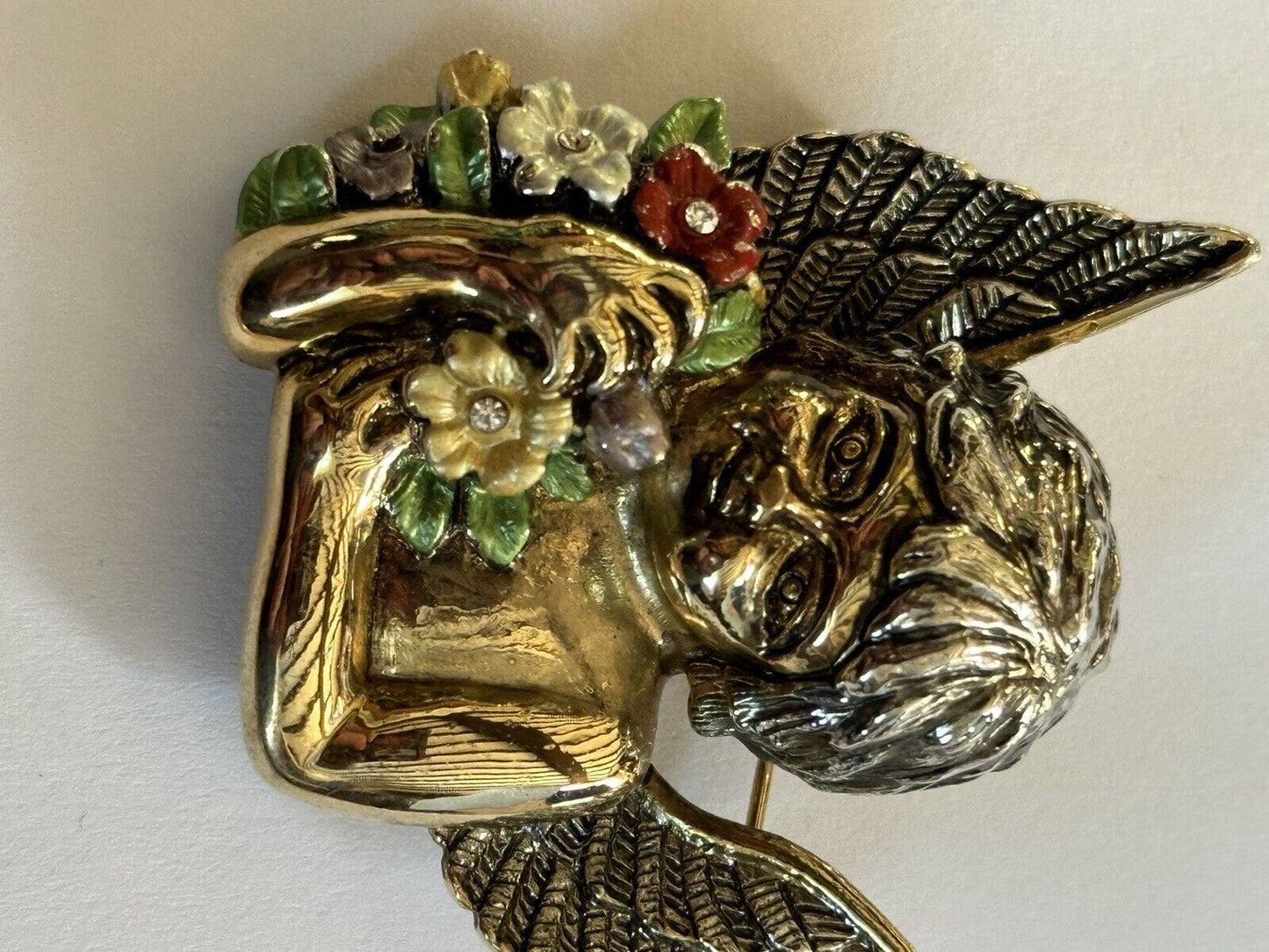 Vintage Gold Plated Enamel Cherub Flowers Brooch