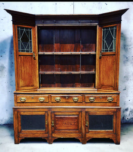 Georgian Oak Dresser, Amazing Colour, Loads Of Storage.