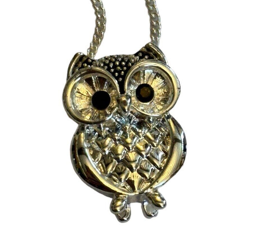 Vintage Silver Tone Owl Necklace