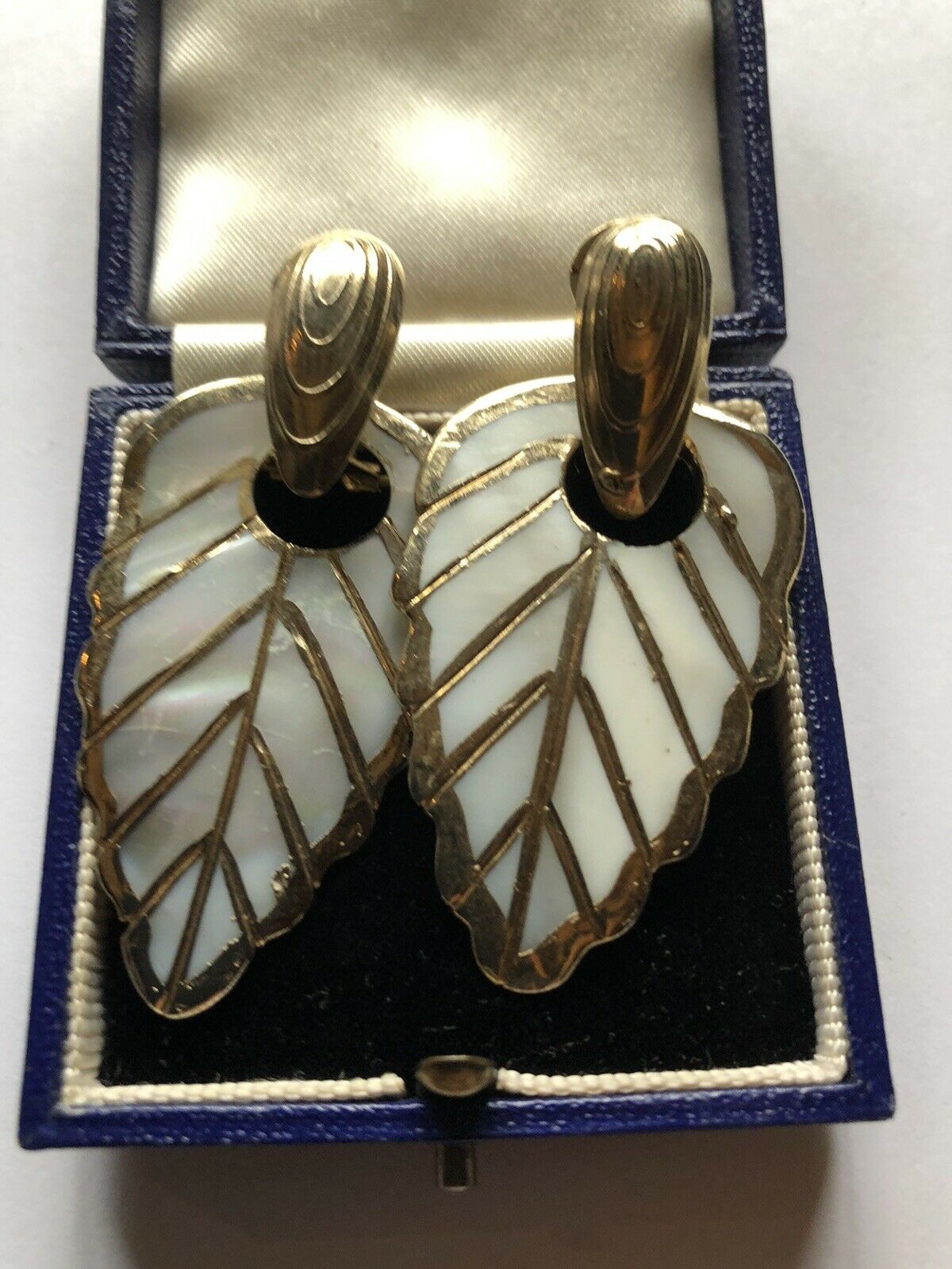 Vintage Gold Tone Mother Of Pearl Leaf Drop Pierced Earrings