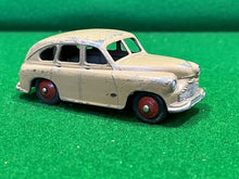 Dinky Toys 040E Standard Vanguard With Red Wheels
