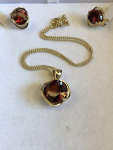 Vintage Hearts Gold Plated Red Stone Necklace And Earring Set