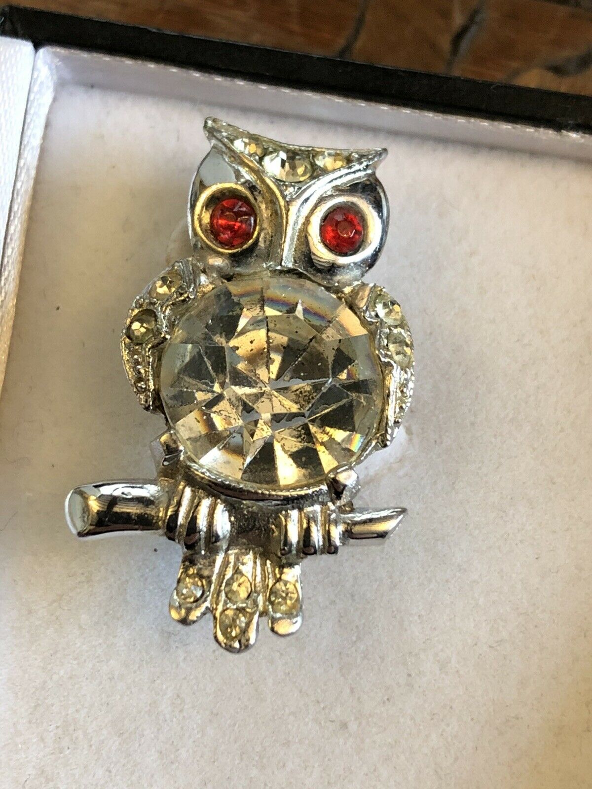 Vintage Silver Tone Diamanté Owl Brooch