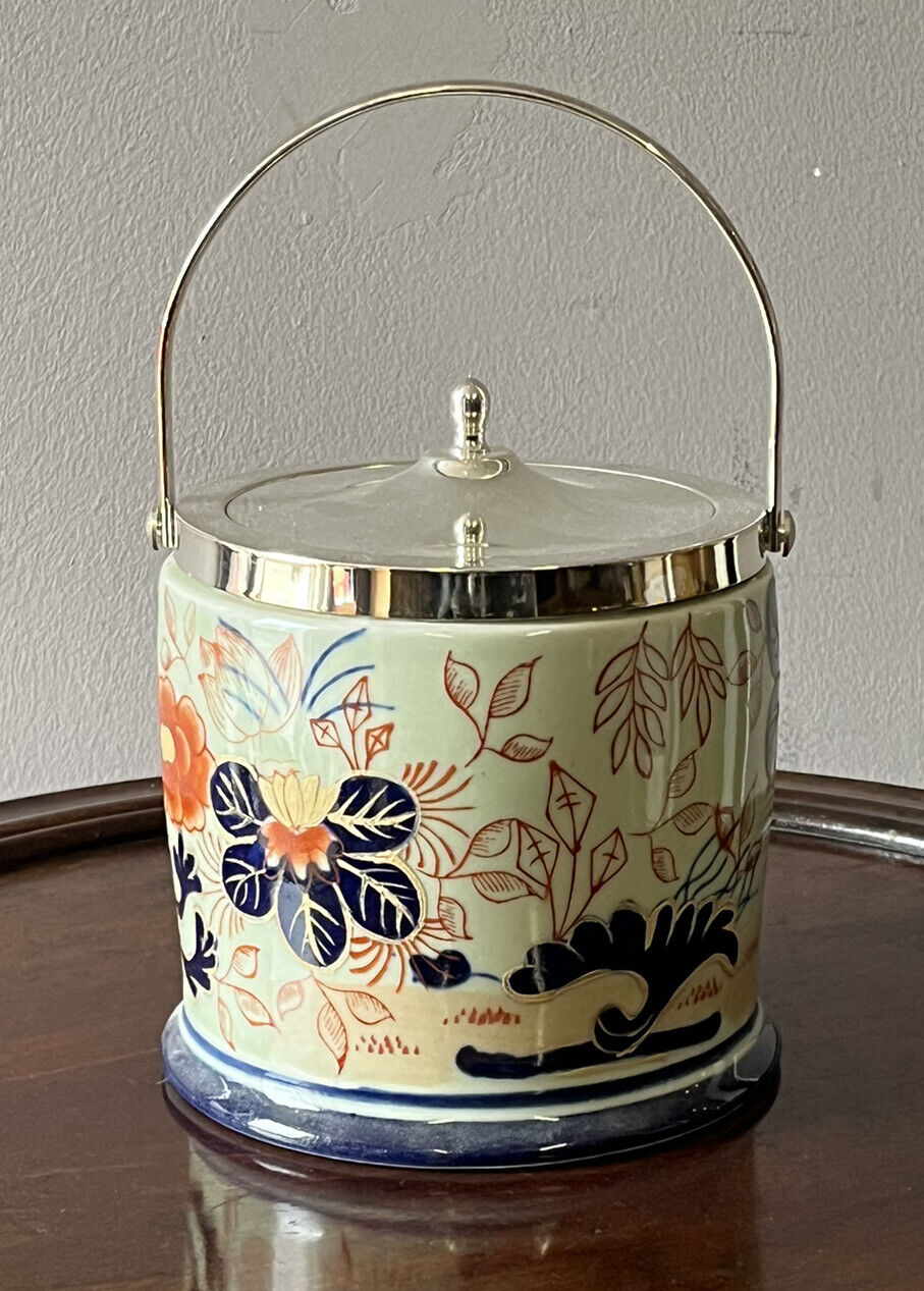 Imari Pattern Tea Caddy. We Ship Worldwide.