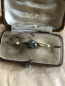 Vintage 15ct Gold Blue Topaz and Pearl Bar Brooch