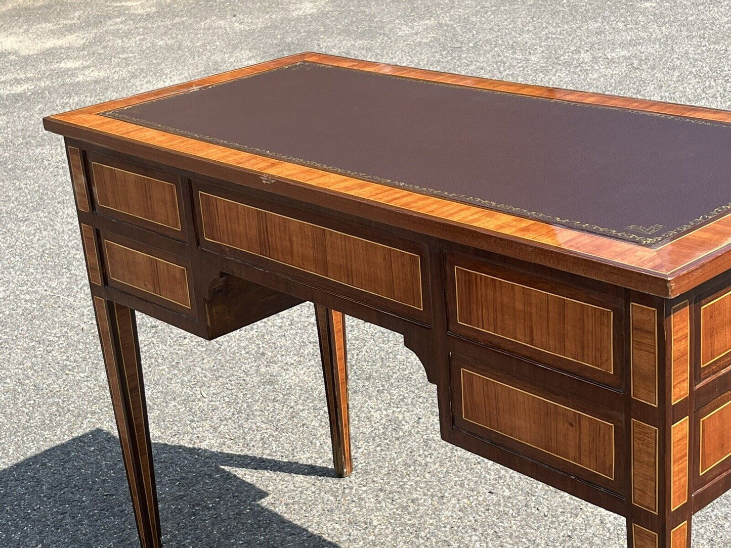 Kingswood Veneer Desk, Elegant, And Impressive. Red Top.