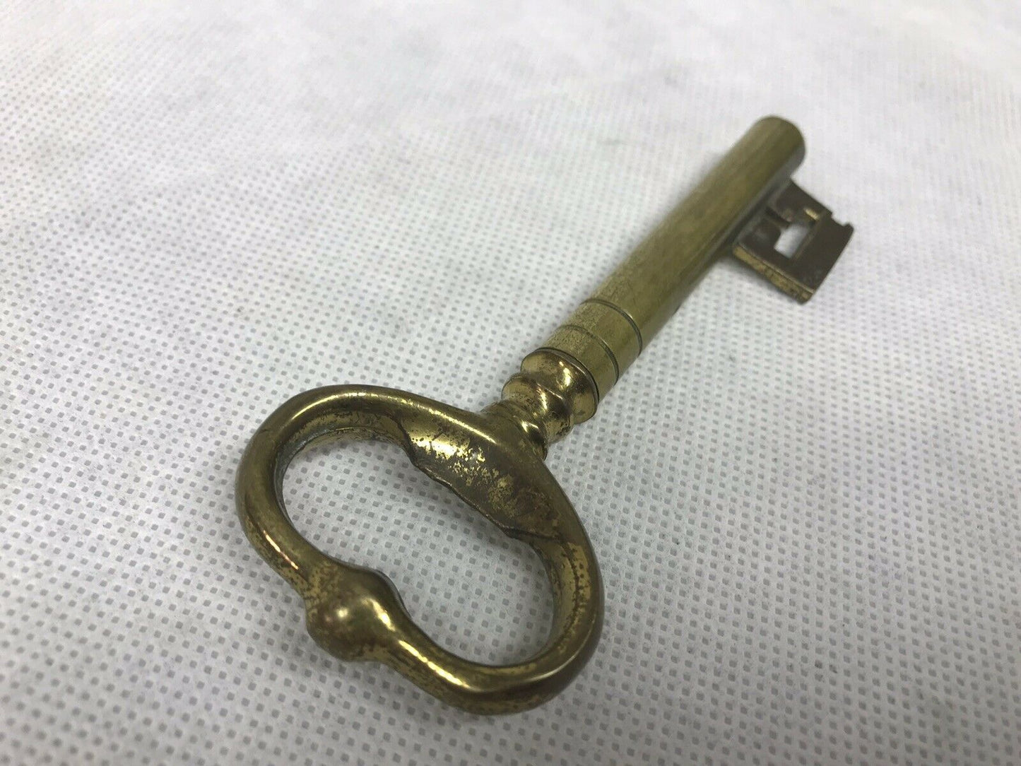 Novelty Key Corkscrew