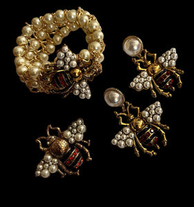 Vintage Faux Pearl Enamel Bee Set Bracelet Brooch Drop Earrings