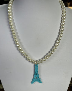 Vintage Faux Pearl Eiffel Tower Bows Necklace