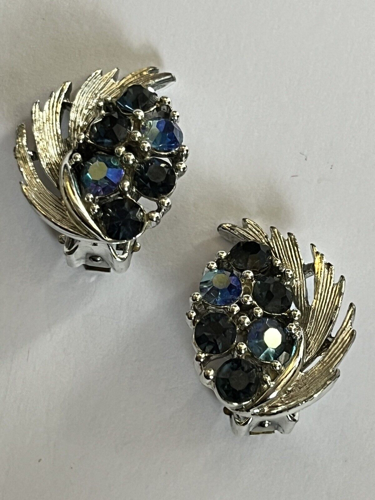Vintage Lisner Signed Blue Diamanté Clip on Earrings