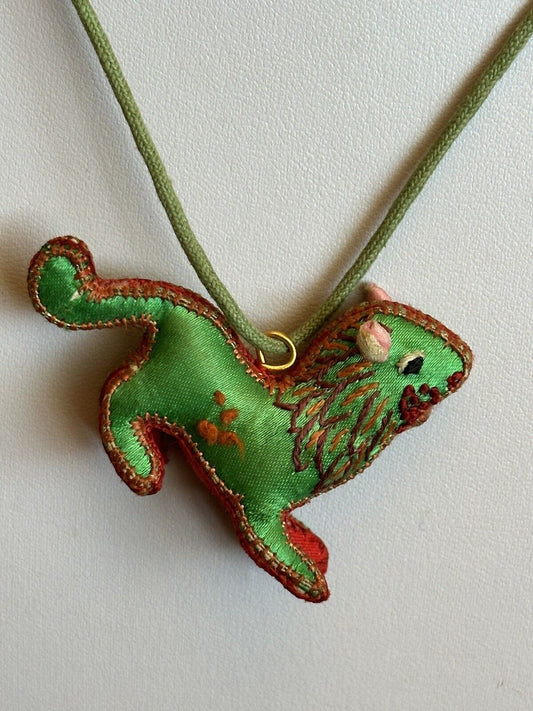 Vintage Green Silk Lion Pendant Necklace