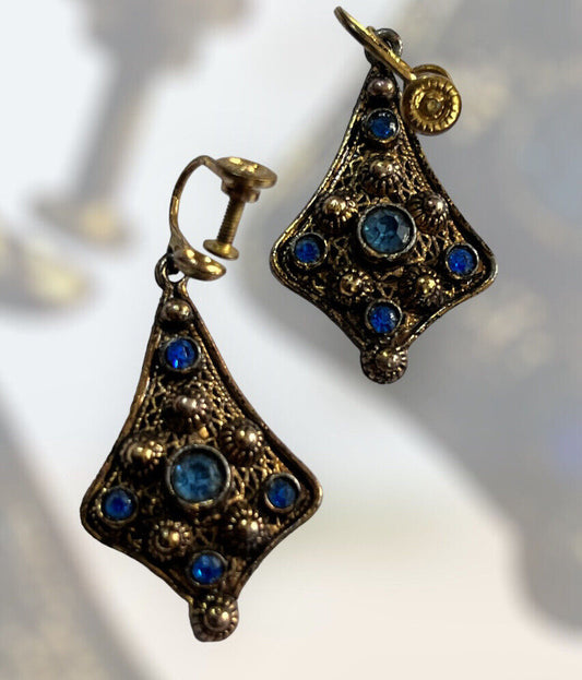 Vintage Czech Crystal Blue Screwback Earrings
