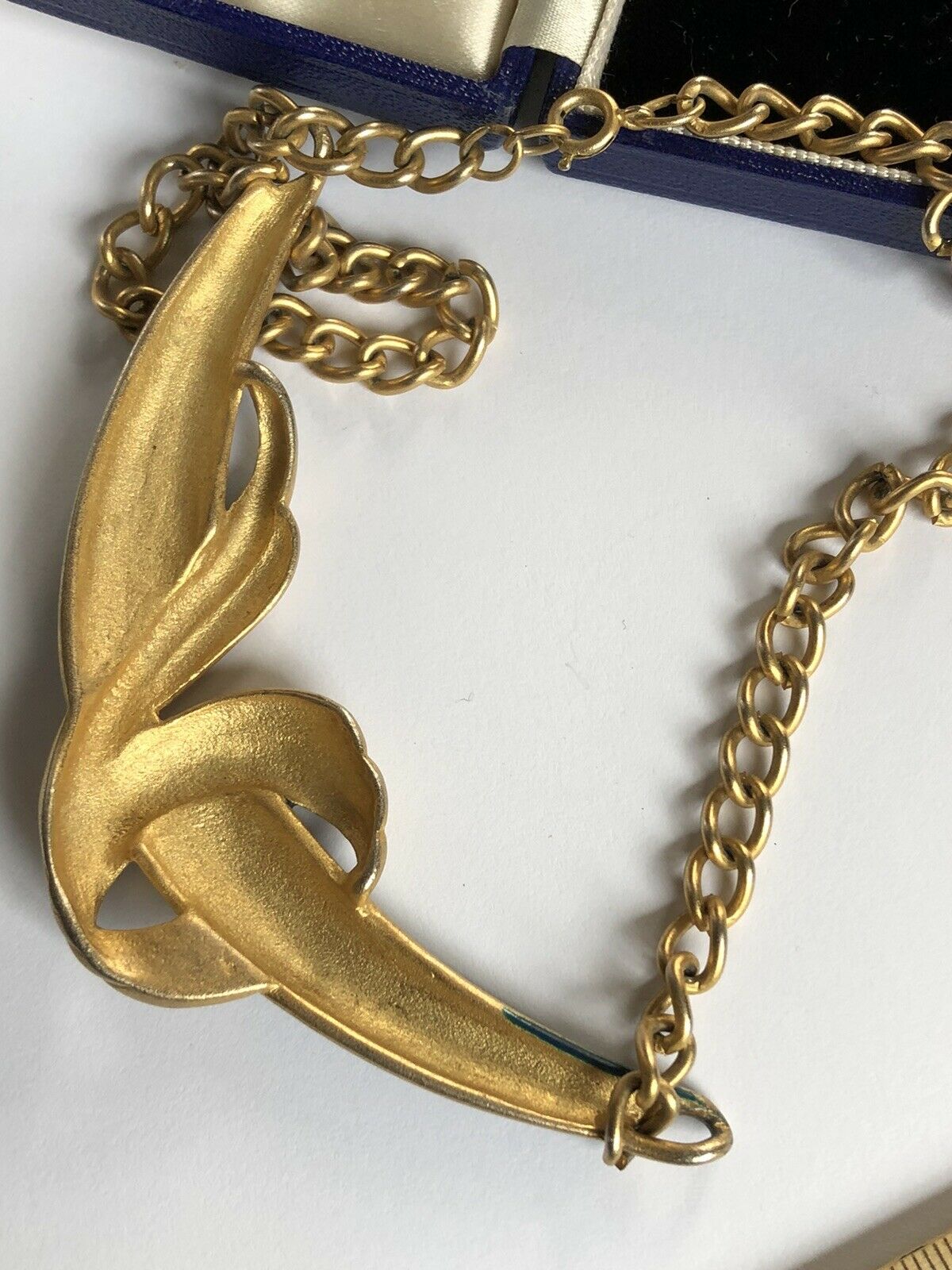 Vintage Matt Gold Tone Blue Enamel Stylised Necklace
