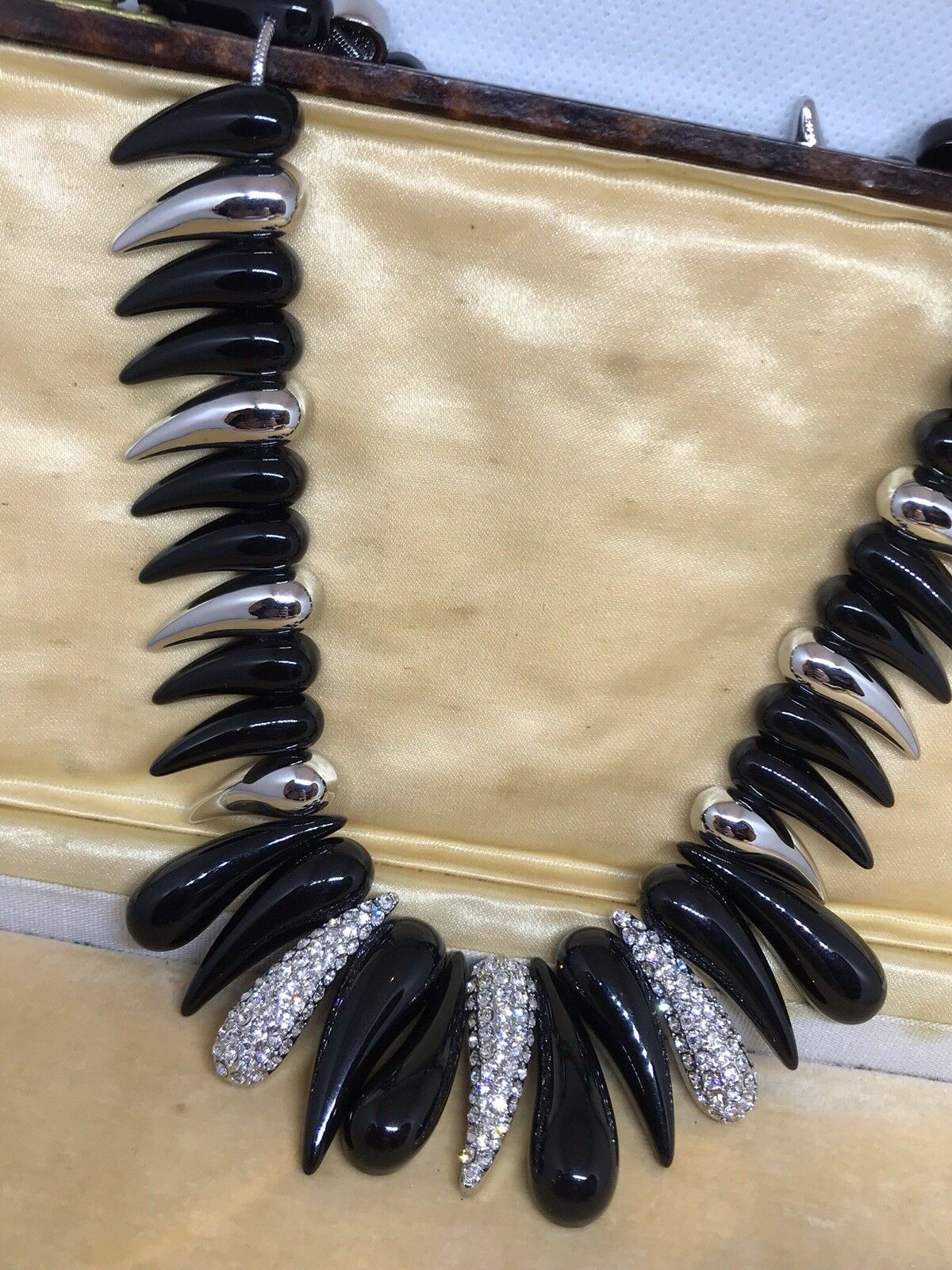 Vintage Black Silver Metal Diamanté Necklace