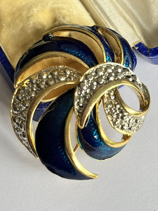 Vintage Gold Tone Blue Enamel Swirl Brooch
