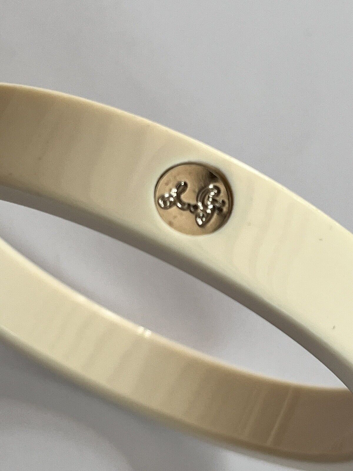 Lulu Guinness Cream Lips Lipstick Bangle