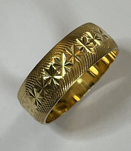 Vintage 18ct Gold Star Engraved Band Ring