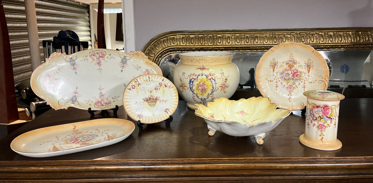 Crown Devon Fielding’s Collection